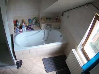 voyeurcam-julmodels-bath-2nd-1 webcam model stream image