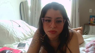 Lauri webcam cam4 model stream image