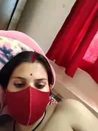 Maahi-Queen webcam model stream image