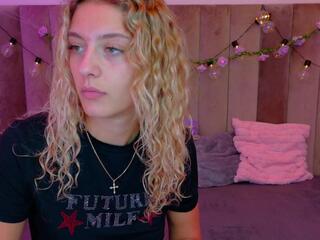 Olivia Eilish webcam model stream image