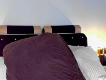 nut_foxx webcam model stream image