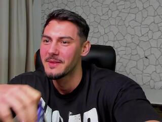 Thomas Reds webcam model stream image