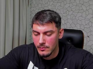 Thomas Reds webcam model stream image