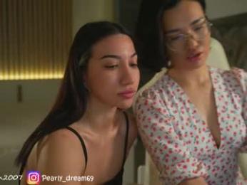 eli_asian webcam model stream image