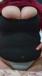 Lu22ly webcam model stream image