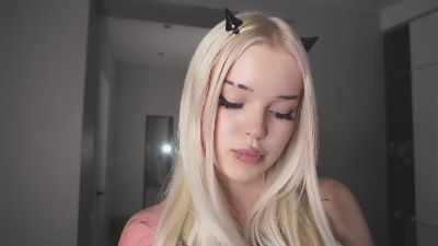 blondie_ink webcam model stream image