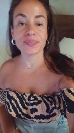 Bombones2 webcam model stream image