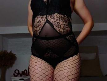 Kris-Crystal webcam model stream image