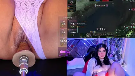 DaphneContry webcam model stream image