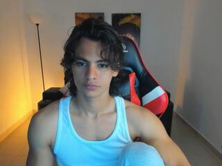 Eren Lord webcam model stream image