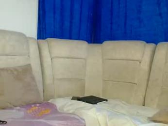 hot_sharks__ webcam model stream image