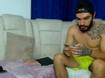 hot_sharks__ webcam model stream image