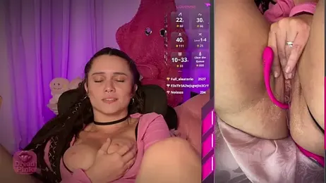 DreadPink webcam model stream image
