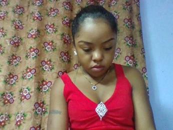 Elysa7 webcam model stream image