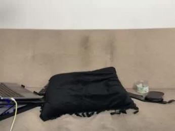 midgettripod1 webcam chaturbate model stream image