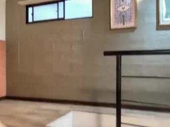 midgettripod1 webcam model stream image