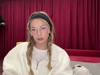 leonieduplantis webcam model stream image