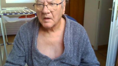Contact27110 webcam model stream image