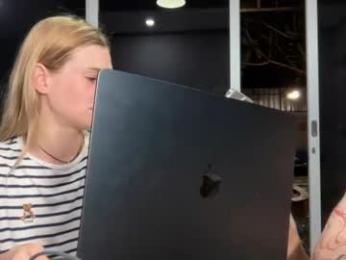 dontoch webcam model stream image