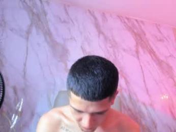kendalltaylorr webcam model stream image