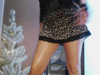 Va-len-cia webcam bongacams model stream image