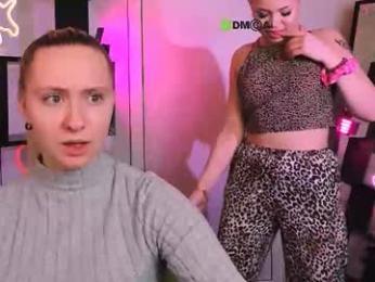 mila_glow webcam chaturbate model stream image