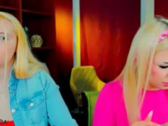 mila_glow webcam model stream image