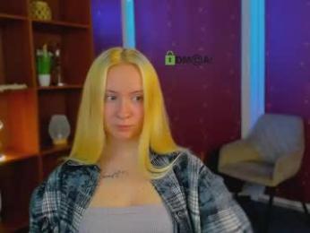 mila_glow webcam model stream image