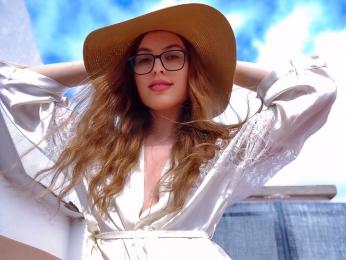 MiaEstrellas webcam model stream image