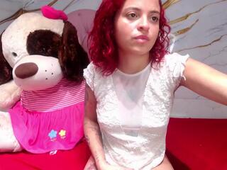 Molly Ambers webcam model stream image
