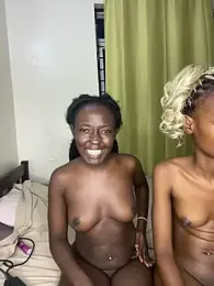 Lustyshee2 webcam model stream image