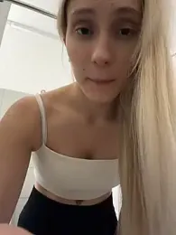 Pink_Kiss webcam stripchat model stream image