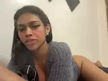 ClaryFrayx webcam stripchat model stream image