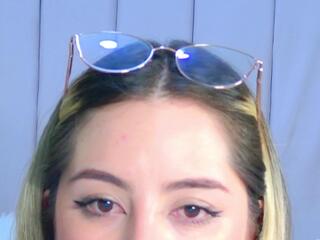 Alison Ferrer webcam model stream image