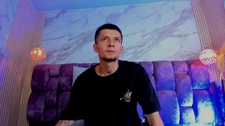 CharlotteandTaylorr webcam model stream image