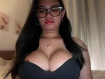 wildsavagelucy webcam model stream image