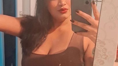 HotwifePam webcam model stream image