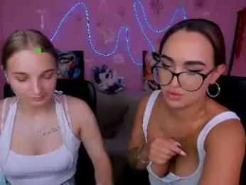 your_bunny12 webcam model stream image