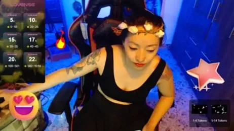 pink-2022 webcam model stream image
