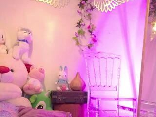 Isa Nixon webcam model stream image