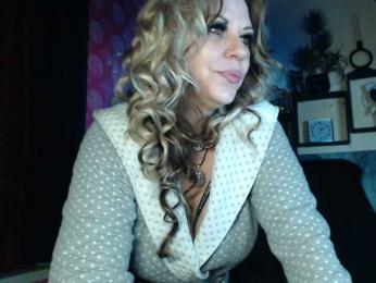 LadyVelvet webcam model stream image
