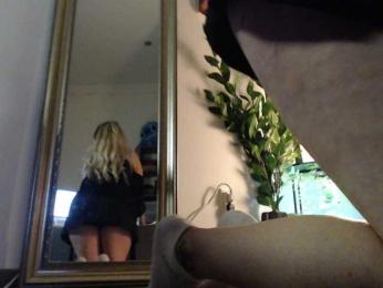 LadyVelvet webcam model stream image