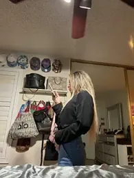 Chicagobabe webcam model stream image