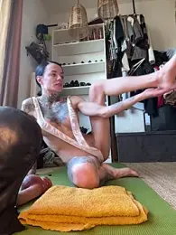 SkinnyLilly webcam model stream image