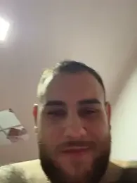 Andreiandu23 webcam model stream image