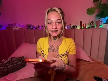 chloetease webcam stripchat model stream image