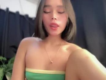 lovely_cittie18 webcam model stream image