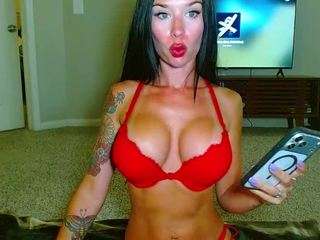 tighttinymilf webcam model stream image