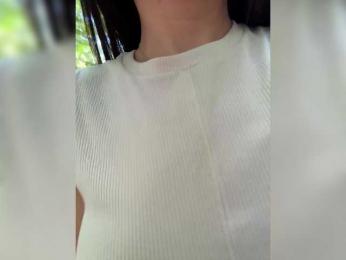 -little--minxxx- webcam model stream image