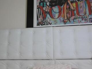 Sexy Mela webcam model stream image